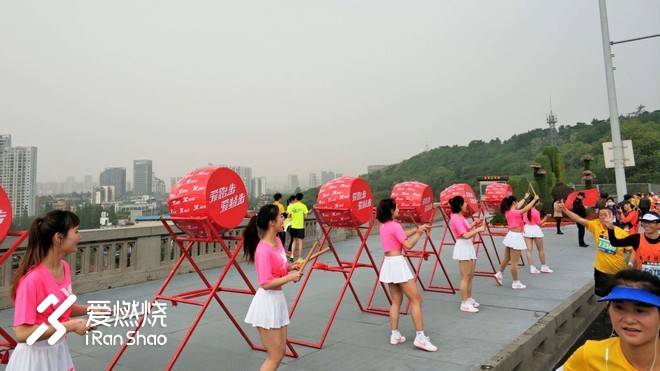 连接百年的奔跑，燃到炸的热血江城 ——FLY IN 大武汉