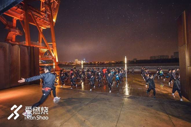 从头再开始，半马全投入 ——记产后刷新PB的上海半马