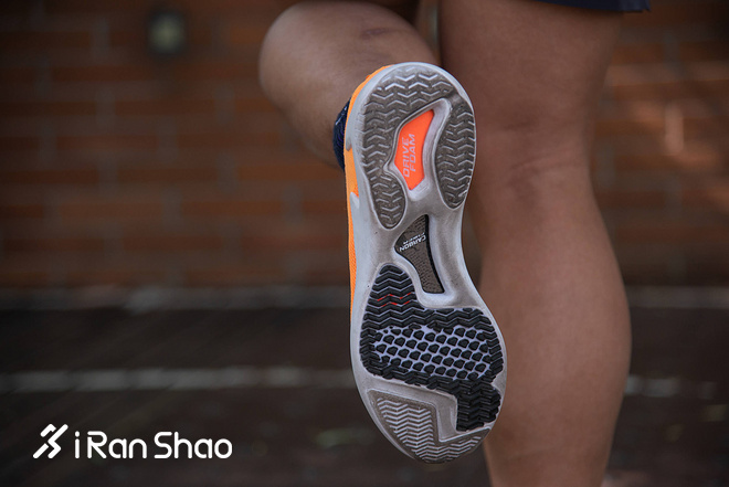 跑鞋 | 李宁追风评测 “另类”专业马拉松跑鞋