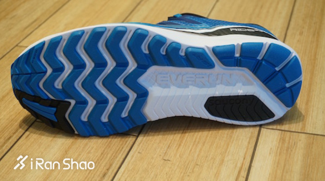 一周新鲜装备资讯 | Garmin Pay正式上线 「五颜六色」的耐克React跑鞋袭来