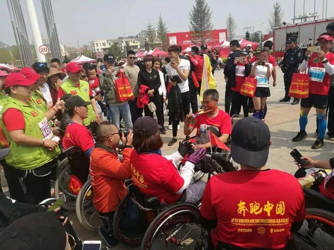 好城市，怎样都要住下来！“荣马”直播引发海内外情感共鸣