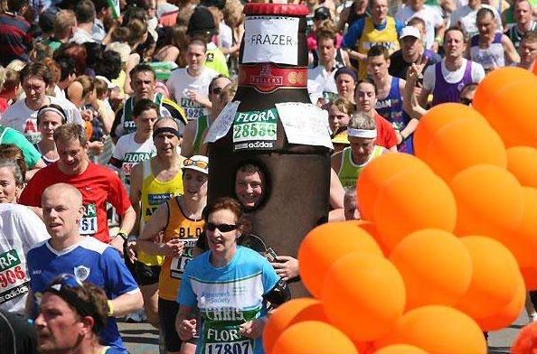 女王鸣枪大咖云集，伦敦马拉松以“史上最燃”姿势开跑