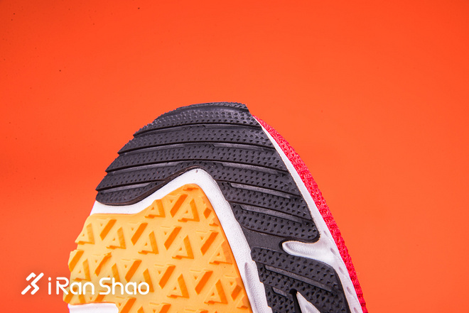 开箱 | New Balance RC1400 v6 鞋面升级更出色