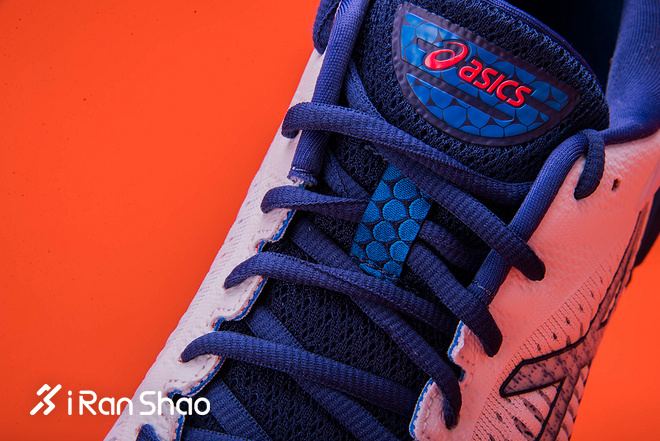 开箱 | ASICS GEL-KAYANO 25 顶级缓冲入门跑鞋独家首发