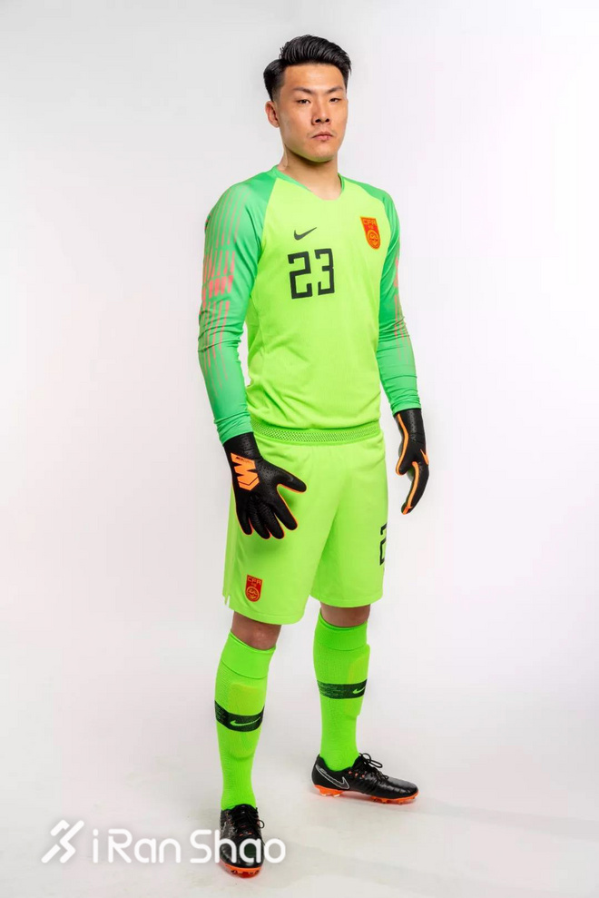 一周新鲜装备资讯 | 阿迪达斯带来NASA版BOOST鞋款 圣康尼的Freedom ISO第二代可以买了