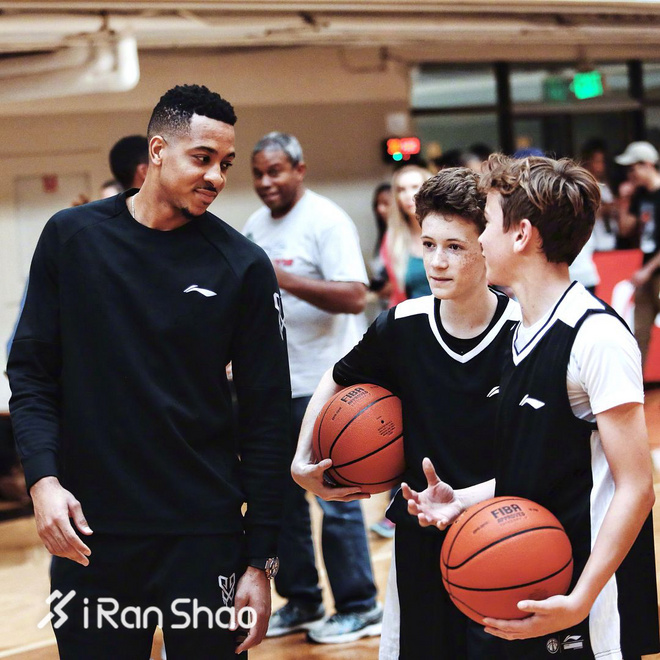 热点 | 2018年第一季度财报后 聊一聊中国五大运动品牌近况