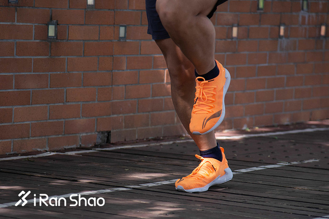 跑鞋 | 李宁追风评测 “另类”专业马拉松跑鞋