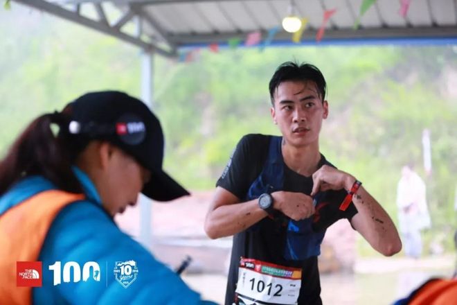 给自己一场热爱，奔赴山野-秦岭虐练赛记