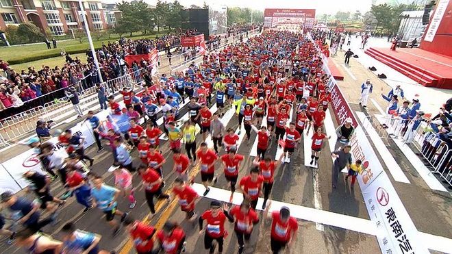 好城市，怎样都要住下来！“荣马”直播引发海内外情感共鸣