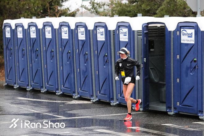 波士顿马拉松丨揭秘女子冠军德西蕾·林登比赛日的背后故事