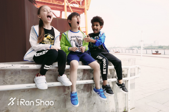 一周新鲜装备资讯 | 儿童节送小朋友一双跑鞋吧 运动品牌还有亲子活动等着你