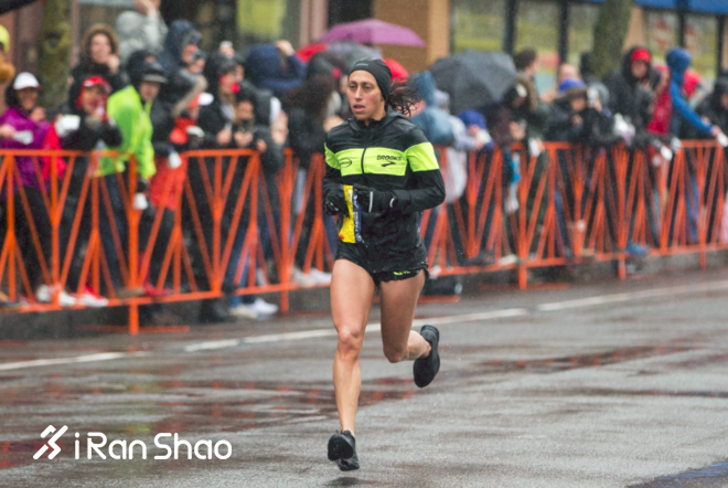 波士顿马拉松丨揭秘女子冠军德西蕾·林登比赛日的背后故事