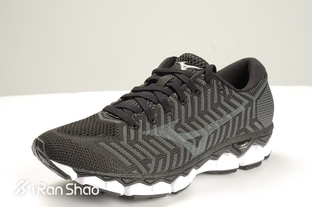 一周新鲜装备资讯 | 阿迪达斯带来NASA版BOOST鞋款 圣康尼的Freedom ISO第二代可以买了