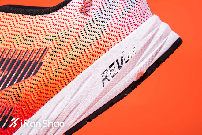 开箱 | New Balance RC1400 v6 鞋面升级更出色