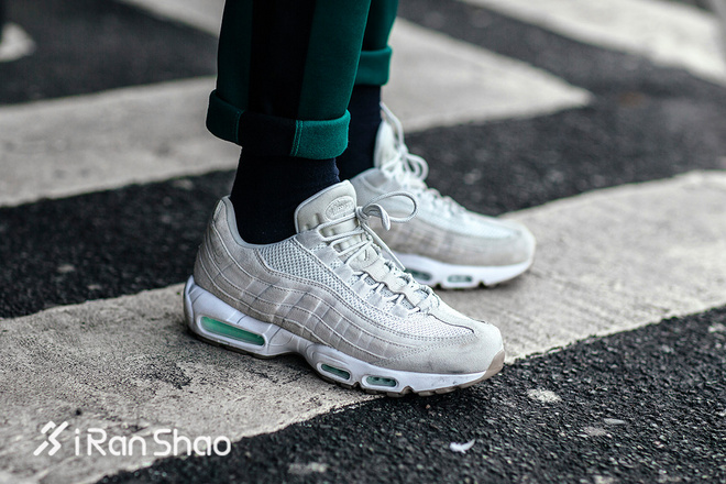 热点 | 就是这个小「勾勾」浅谈耐克的缩小版Swoosh