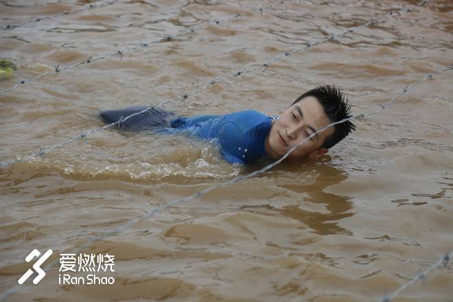 520别人都去送鲜花 你去嘉定玩泥巴--人生最清晰的脚印，往往印在最泥泞的路上