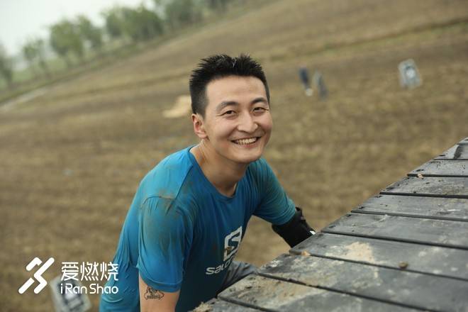 520别人都去送鲜花 你去嘉定玩泥巴--人生最清晰的脚印，往往印在最泥泞的路上