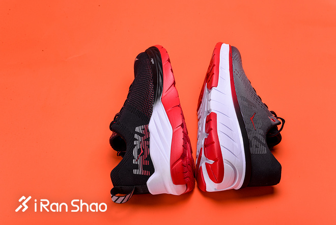 开箱 | HOKA ONE ONE CAVU 真的存在轻量全能跑鞋吗？