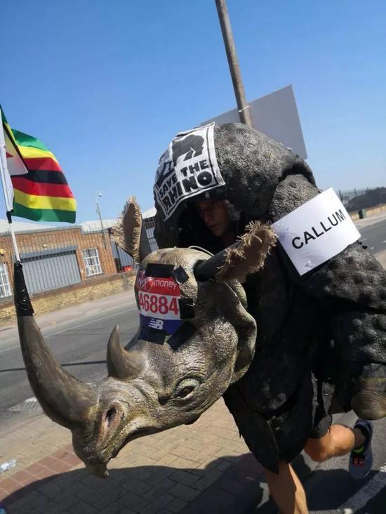 热点 | 听说小猪佩奇也去跑马拉松了？盘点赛场上的cosplay二三事