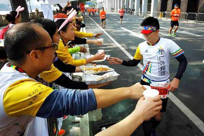 独家 | 七年未跑够 一张图看懂2018广州马拉松赛