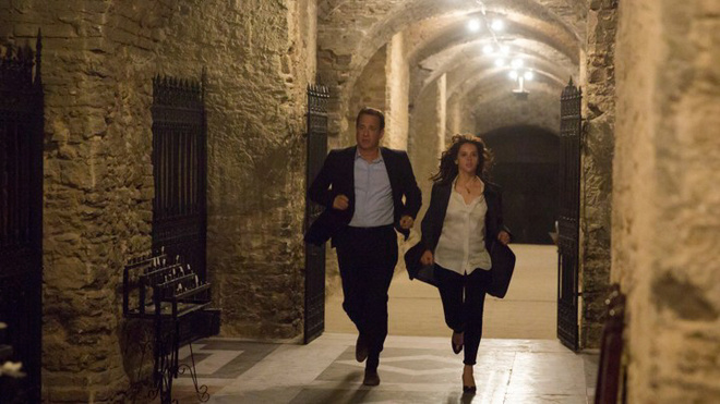 热点 | 侏罗纪世界2要上映了 女主角会「穿高跟鞋跑赢霸王龙」吗