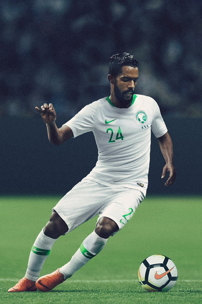 热点 | 真球迷或伪球迷 这个世界杯你总需要一件球衣