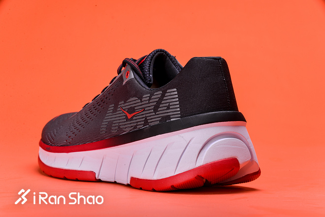 开箱 | HOKA ONE ONE CAVU 真的存在轻量全能跑鞋吗？