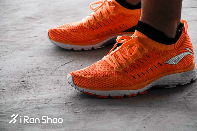 跑鞋 | 李宁战斧评测 国产旗舰稳定跑鞋靠谱么？