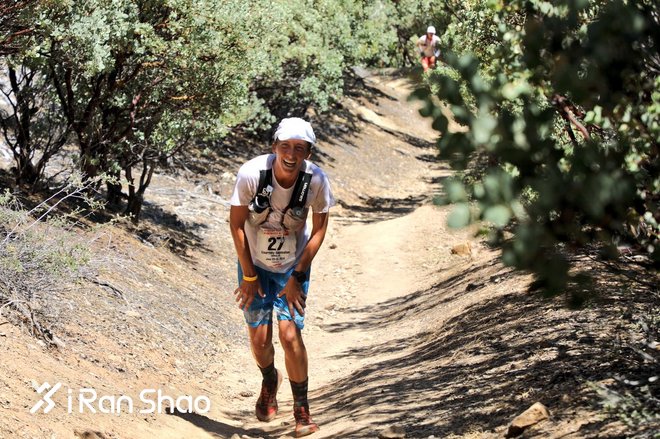 赛道速读 | 100公里世界纪录被打破 “祁妙”组合欧洲首秀 送水哥再度称霸崂山