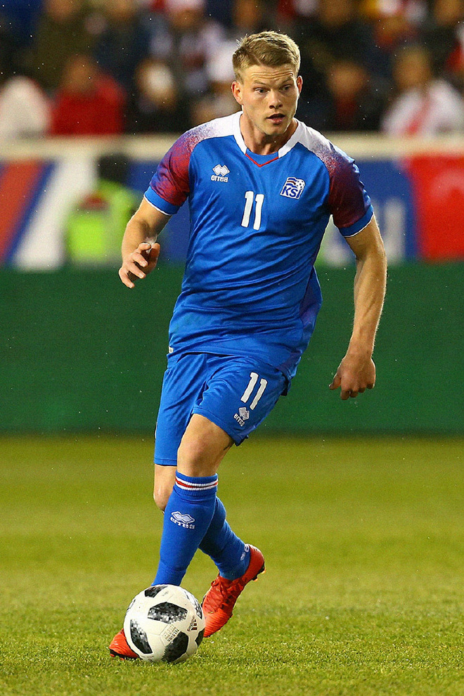 热点 | 真球迷或伪球迷 这个世界杯你总需要一件球衣