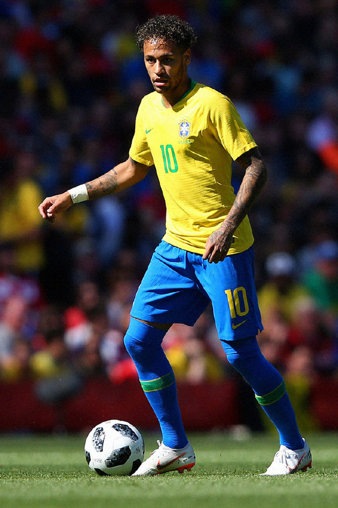 热点 | 真球迷或伪球迷 这个世界杯你总需要一件球衣