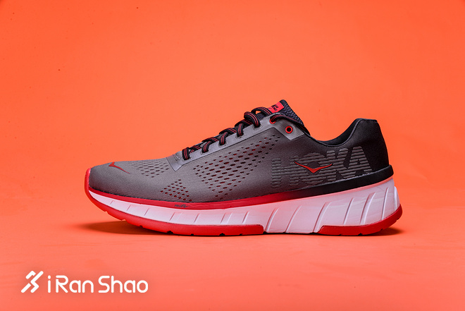 开箱 | HOKA ONE ONE CAVU 真的存在轻量全能跑鞋吗？