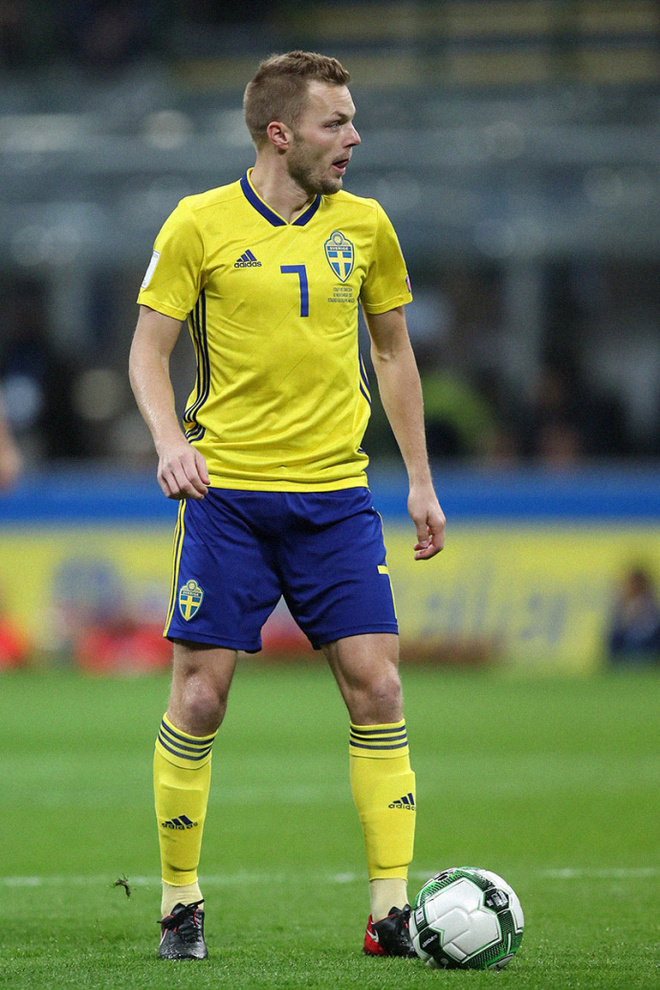 热点 | 真球迷或伪球迷 这个世界杯你总需要一件球衣