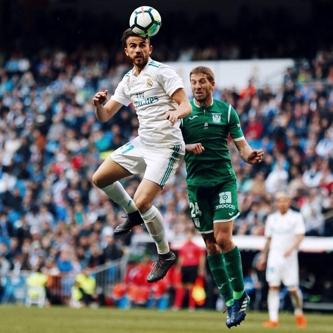 热点 | 世界杯来了 足球运动员在场上如何奔跑