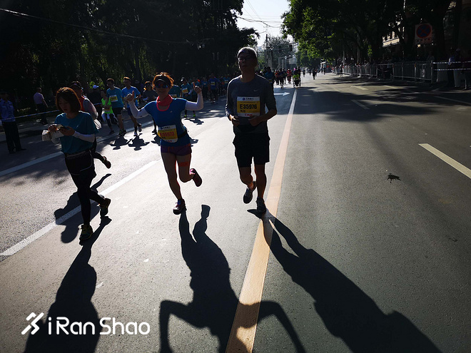 兰州马拉松 | 四万个身躯选择记住炙热的兰州