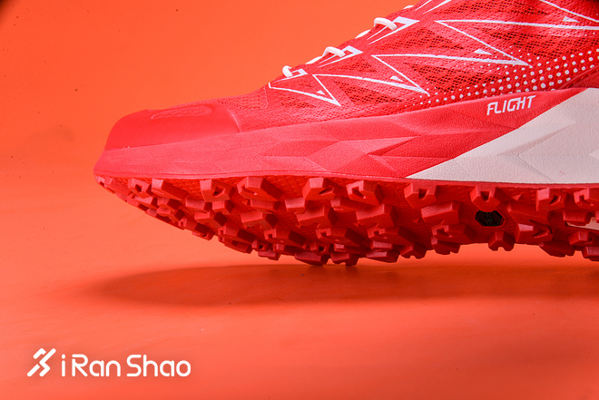 开箱 | 探路者 “大红Pao”Flight 1 国产耐力越野跑鞋