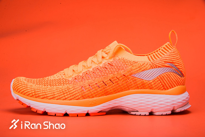 开箱 | 李宁 战斧 多项科技于一身的顶级稳定慢跑鞋