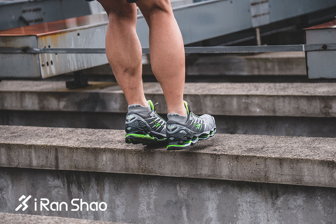 跑鞋 | 如果你需要一双重型跑鞋 Mizuno Wave Prophecy 7深度评测