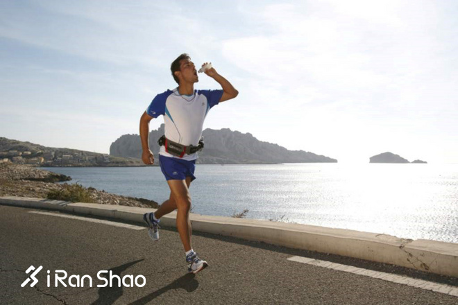 跑步训练时应该如何补水？