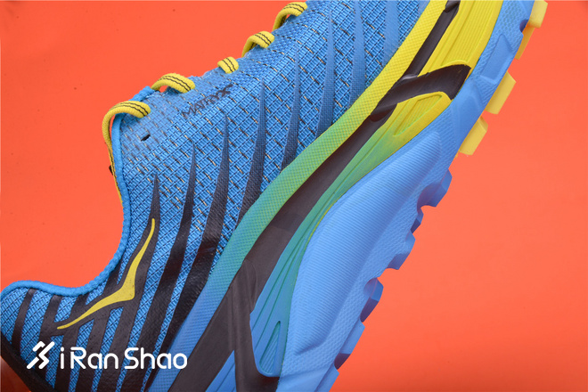 开箱丨HOKA ONE ONE EVO Mafate 终极耐力跑鞋