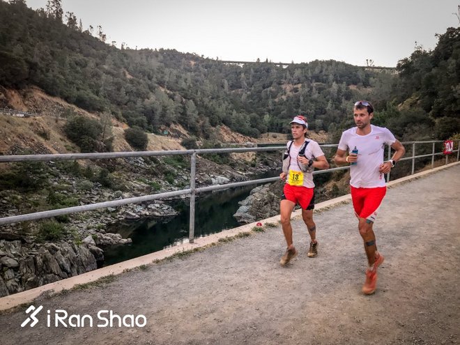 TopX | 他们跑西部一百都穿了什么鞋？