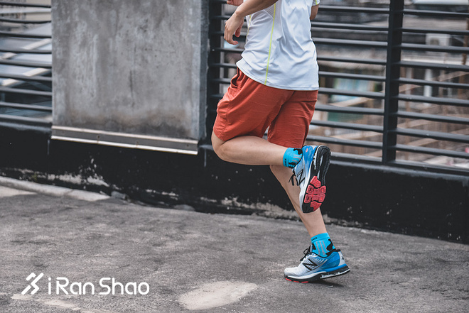 跑鞋 | 海派缓冲 New Balance 880V8上海版深度评测