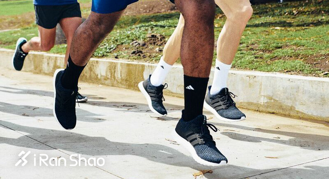 热点 | 跑鞋上脚图太土味？看看这些跑友怎么把鞋拍成"卖家秀"