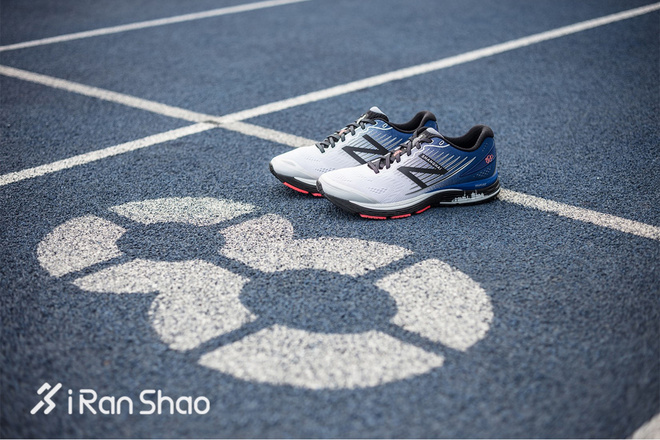 一周新鲜装备资讯 | New Balance推出上海城市版跑鞋 联名的夏日运动装备该买什么呢