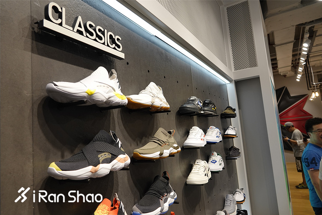 现场丨开在上海的Reebok锐步亚太首家旗舰店长啥样？