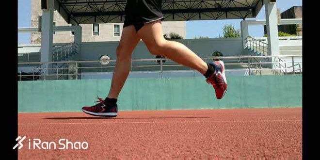 热点 | 跑鞋上脚图太土味？看看这些跑友怎么把鞋拍成"卖家秀"