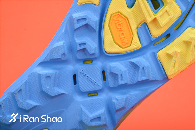 开箱丨HOKA ONE ONE EVO Mafate 终极耐力跑鞋