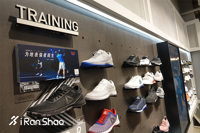 现场丨开在上海的Reebok锐步亚太首家旗舰店长啥样？