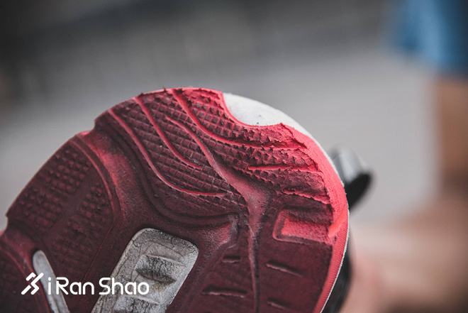 跑鞋 | HOKA ONE ONE MACH评测 速度训练跑鞋也可以有出色缓冲