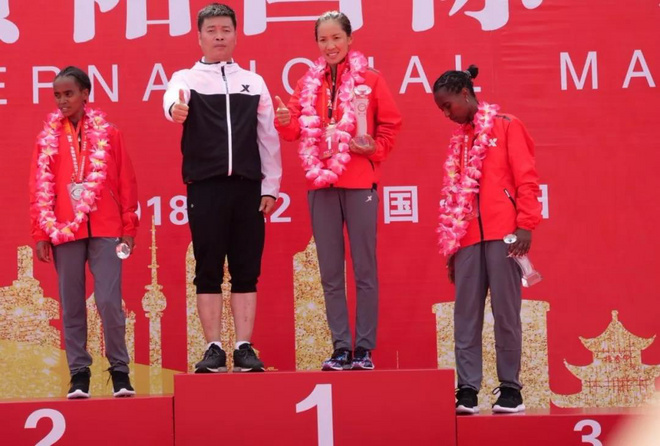 赛道速读丨硬石100夺冠选手被取消成绩 梁晶姚妙张掖百公里各自夺冠